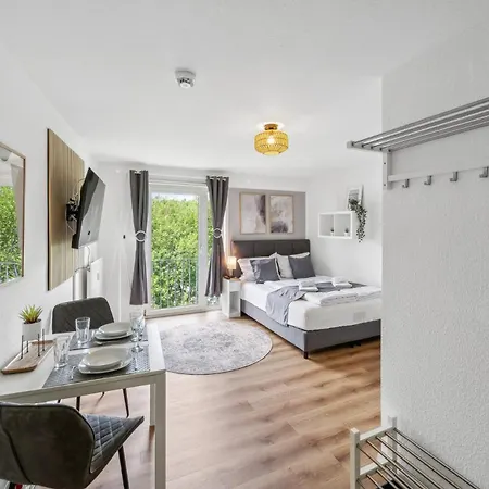 Andriss - Study & Work Apartments - Wifi - Kitchen Kaiserslautern Exterior photo